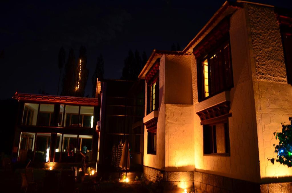 Hotel Thongsal 列城 外观 照片